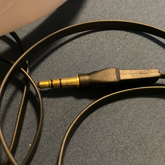 SkullCandy ☠️ Adjustable over the ear headphones - Picture 4 of 6